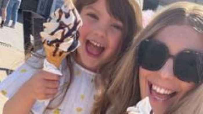 Mum's cancer hair loss prompts children's book