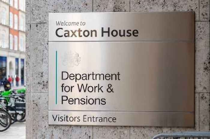 Government announces when August bank holiday benefits payment will come through