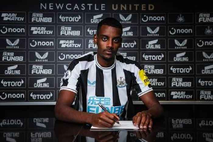 Alexander Isak's contract clause emerges that could complicate Liverpool transfer even more