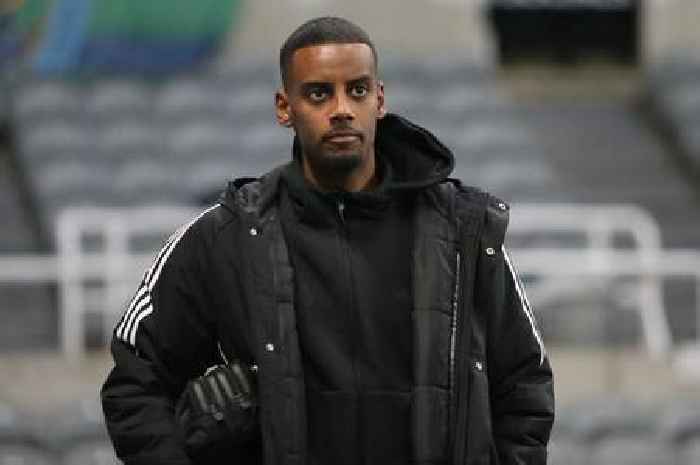 Liverpool transfer news: Reds receive double Isak boost after star's bombshell as replacement eyed