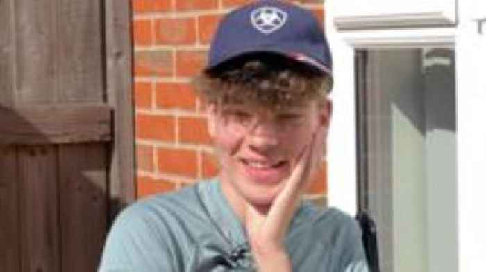 Kayaker, 16, refusing to give up Paralympic dream