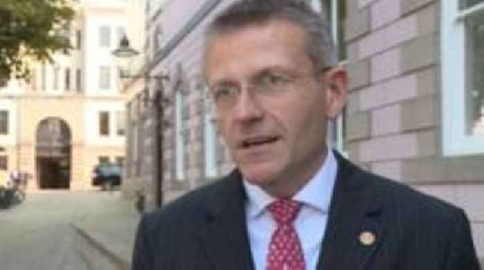 States members to vote on suspension of deputy