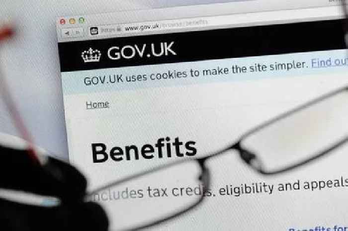 Universal Credit claimants with health issues urged to act for free £1,149 from DWP