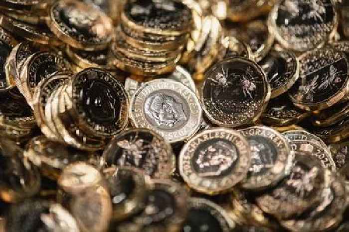 Final batch of £1 coins released and they're 'rarest in circulation'