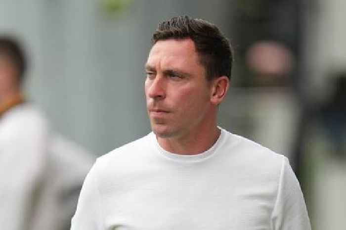 Ayr boss Scott Brown tells squad 'stake your claim for a United jersey'