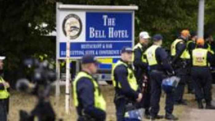 Badenoch encourages Tory councils to challenge asylum hotels