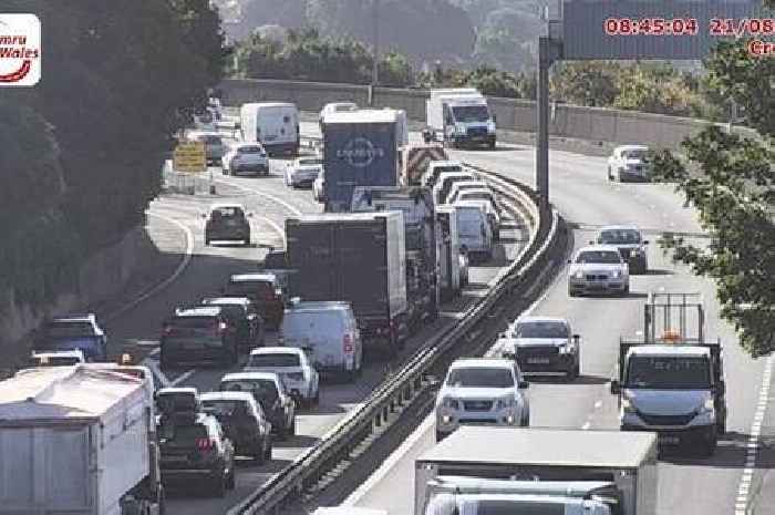 M4 crash live updates as motorists face delays