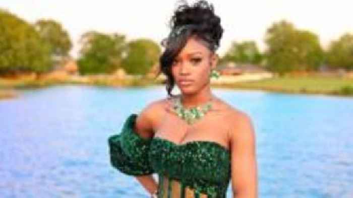 The US teenagers wowed by African prom dresses
