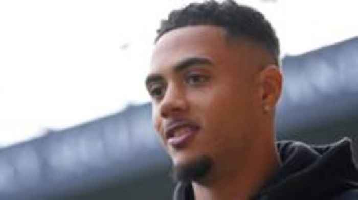 Preston sign Aston Villa's Dobbin on loan