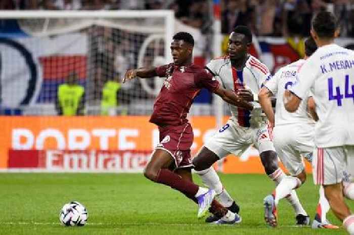 Leicester City identify teenage striker for £13m transfer amid embargo uncertainty