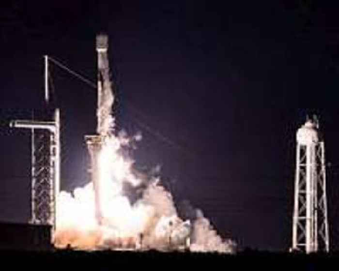 SpaceX launches secretive US military spacecraft