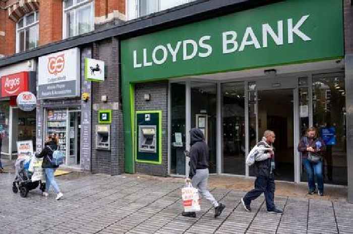Lloyds customers told that new £300 rule is coming in tomorrow - what to know