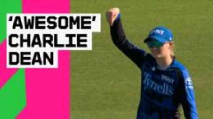 'That is fantastic!' - Dean takes 'brilliant' one-handed catch