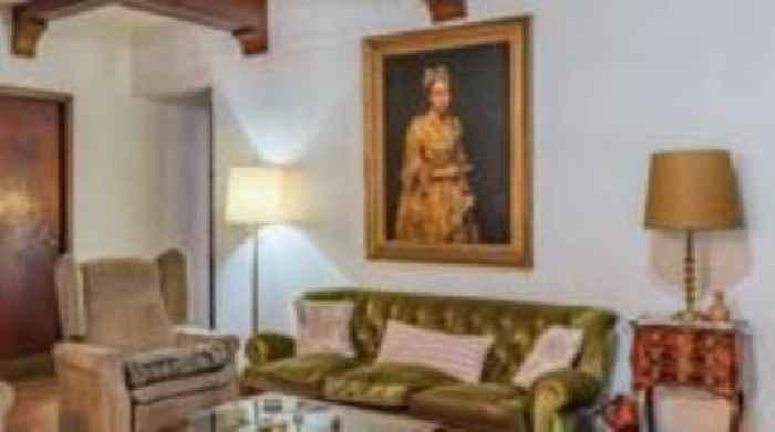Artwork looted by Nazis 80 years ago spotted in estate agent ad