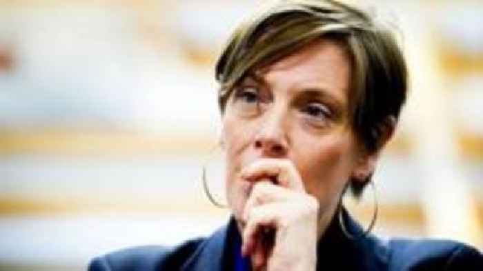 Domestic abuse screening tool doesn't work, minister says