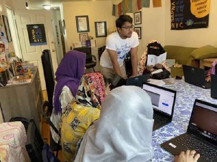 NYC immigrants want safer, better-paying work. A major hurdle: building digital skills.