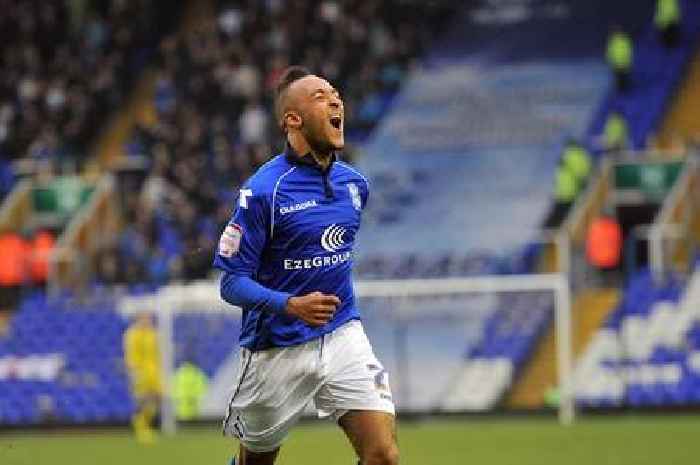 Birmingham City favourite trains with Championship rivals in contract quest