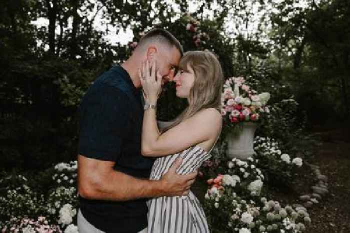 News24 | Taylor Swift officially off market as Travis Kelce proposes in rose covered garden