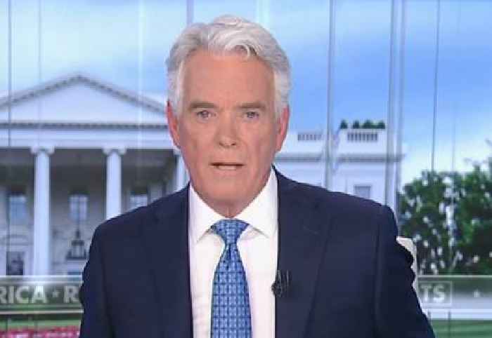 Fox News Anchor John Roberts Hospitalized With ‘Severe Case of Malaria’
