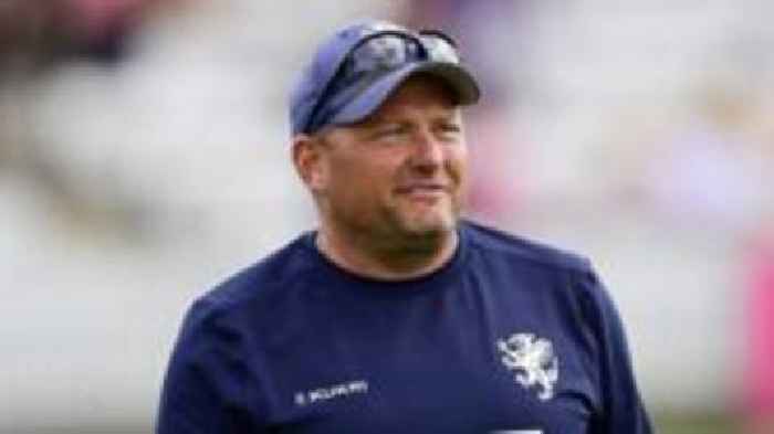 Somerset coach Griffin to leave at end of season