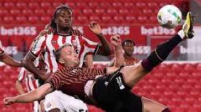 Robins given few selection headaches after cup exit