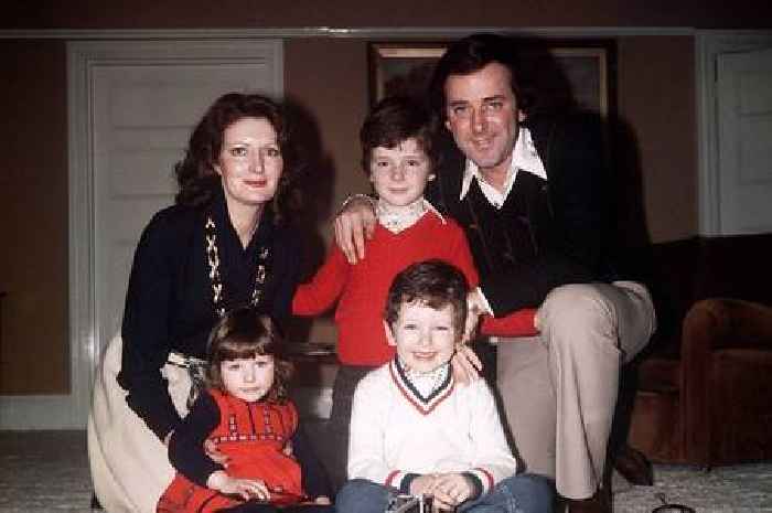 Terry Wogan's son furious as iconic family home has 'not one' viewer since going on market