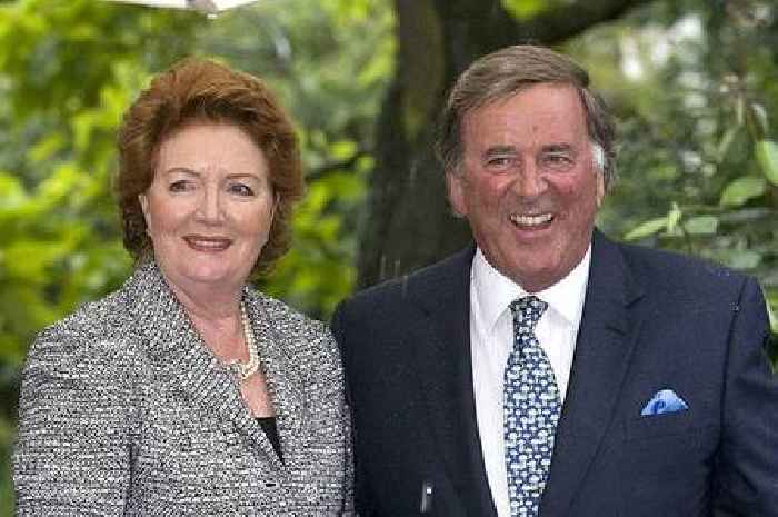 Sir Terry Wogan's son slams Rachel Reeves as no one wants famous family home