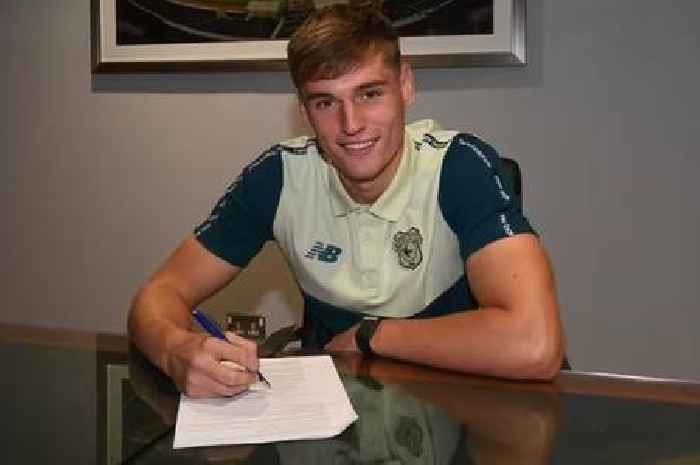 Top Cardiff City talent turns down multiple clubs to sign new deal in major boost