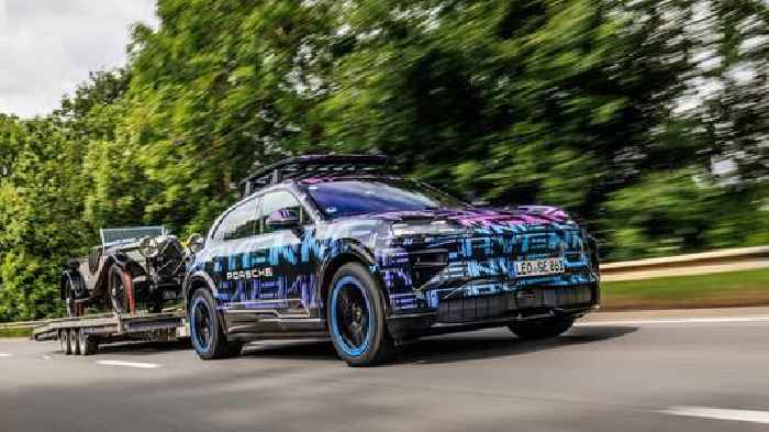 2026 Porsche Cayenne Turbo Electric Packs Around 1,000 Horsepower