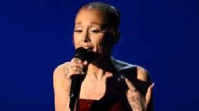 Ariana Grande announces first tour for seven years