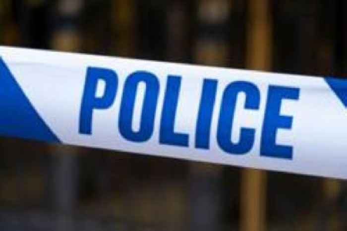 Three arrested after High Street stabbing reports