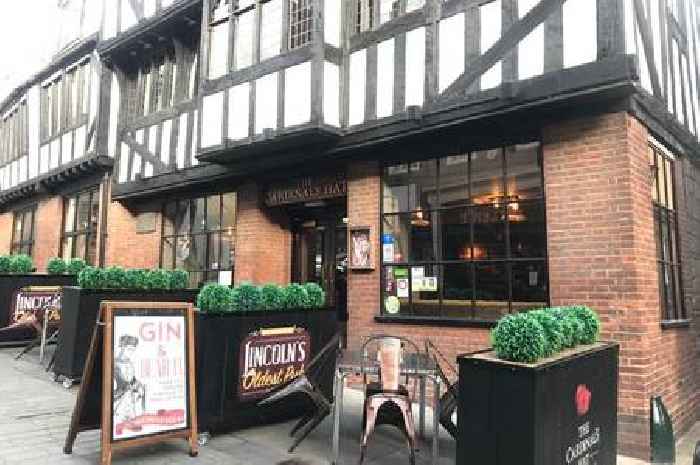 Nottinghamshire Police officer threatened to 'put down' warden after being refused entry to pub