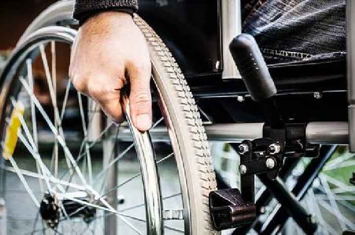 NHS crisis as paraplegic Rachel waiting six months for new wheelchair batteries