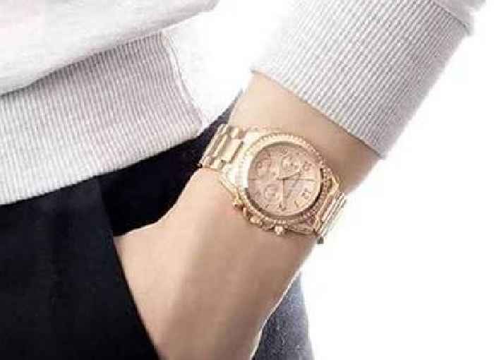 'Beautiful' Michael Kors watch that 'catches the eye' gets £100 price slash to £129