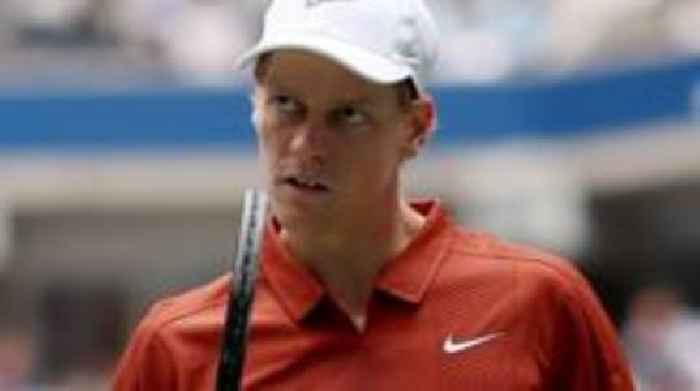 Efficient Sinner eases into US Open third round