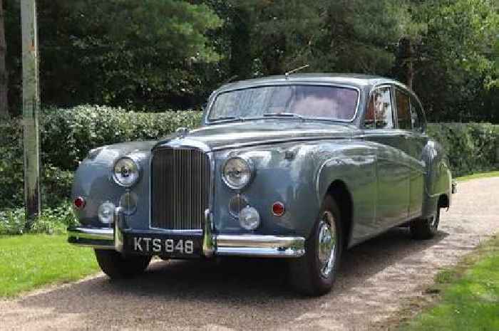 Car that chauffeured Kate and children to Pippa Middleton's wedding up for sale