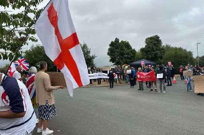 Protest takes place outside asylum seeker hotel near Exeter Airport