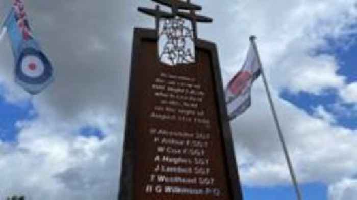 Memorial for WW2 crash airmen is unveiled