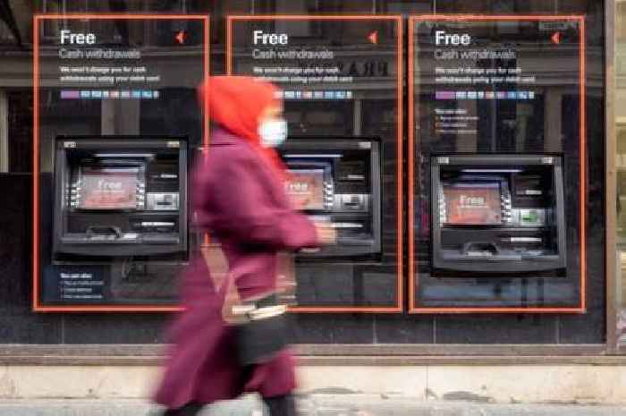 HSBC, Lloyds, Santander, NatWest, Barclays customers warned to withdraw cash this week