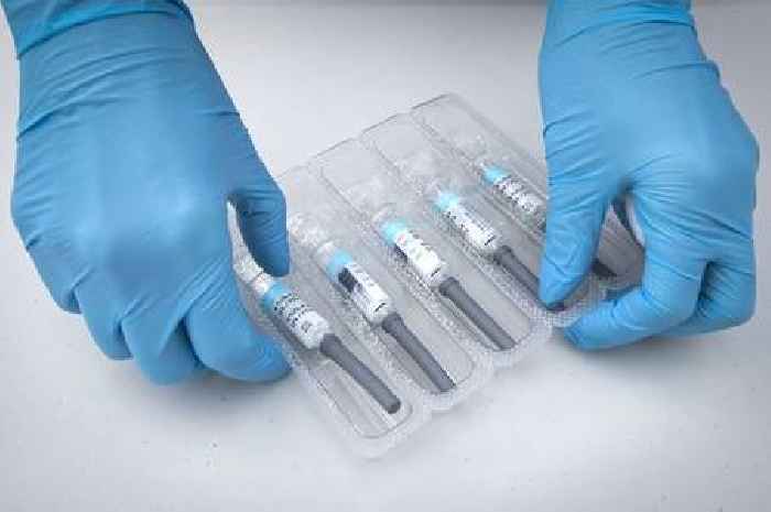 Children and pregnant women in England to start receiving flu vaccinations