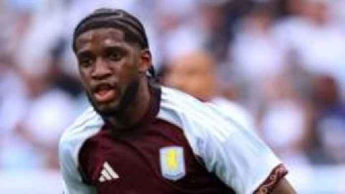 West Brom sign Iling-Junior and Taylor on loan