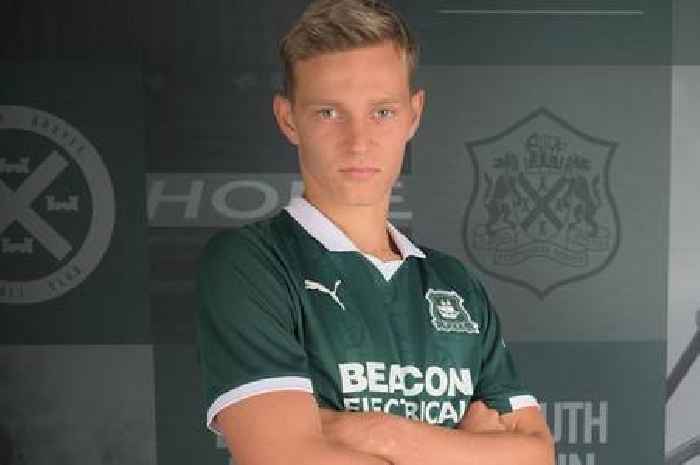 Mathias Ross set for Plymouth Argyle debut in opening Vertu Trophy game