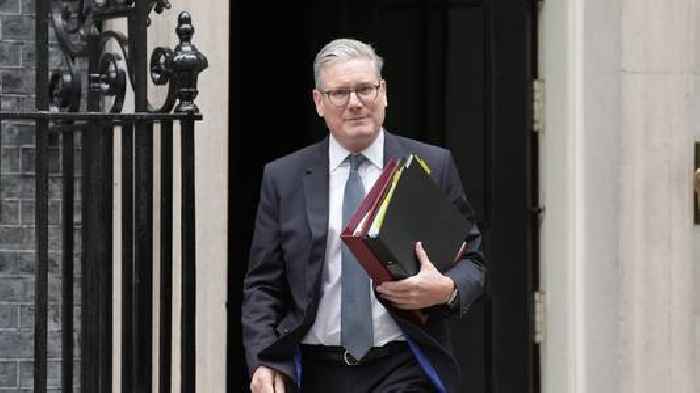 SIr Keir Starmer begins reshuffle of Downing Street team