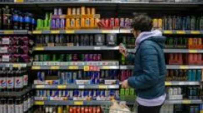 Energy drinks to be banned for under 16s