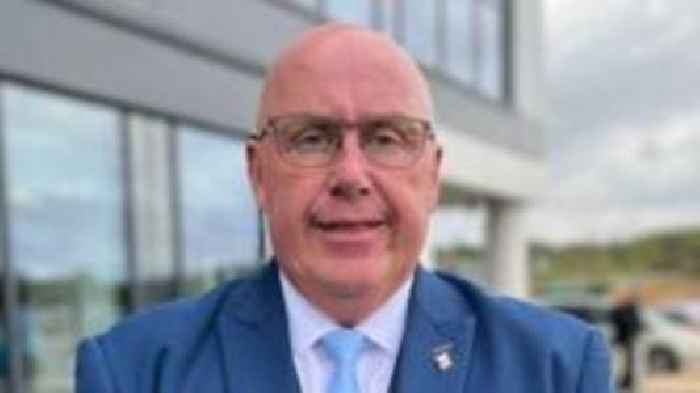 Reform boss denies press ban applied to councillors