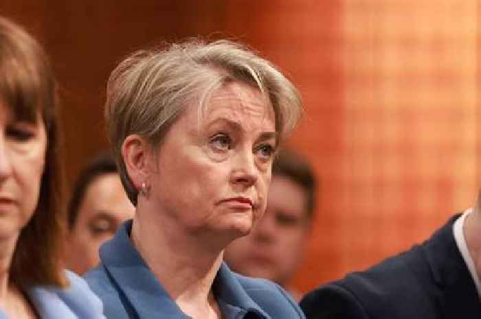 Home Secretary fails to guarantee France migrant returns will happen this month