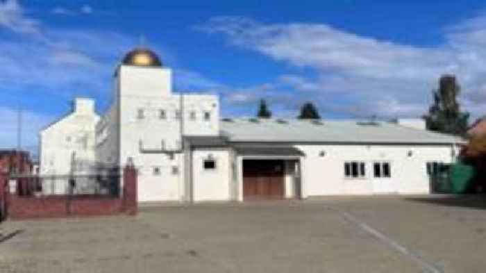 Imam charged after children married in mosque