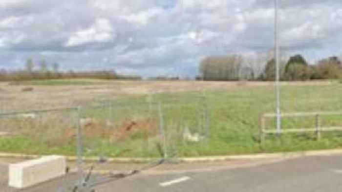 Plans to build 300 homes near school approved