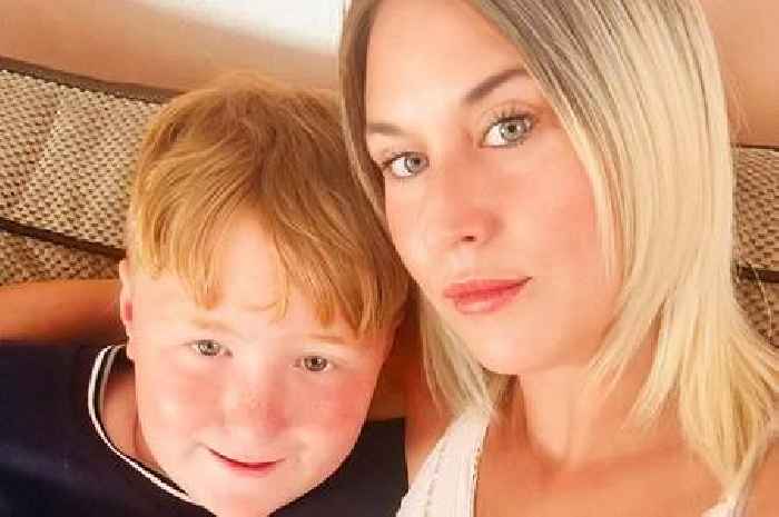 Mum wants changes after £1 Tyson Fury Farmfoods gum leaves son, 12, in hospital