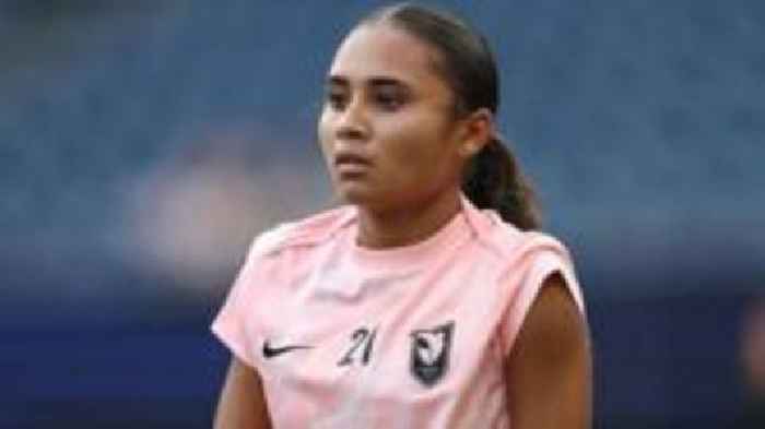 Chelsea agree club record deal for USA forward Thompson